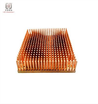 Dissipateur de chaleur à ailettes en cuivre forgé